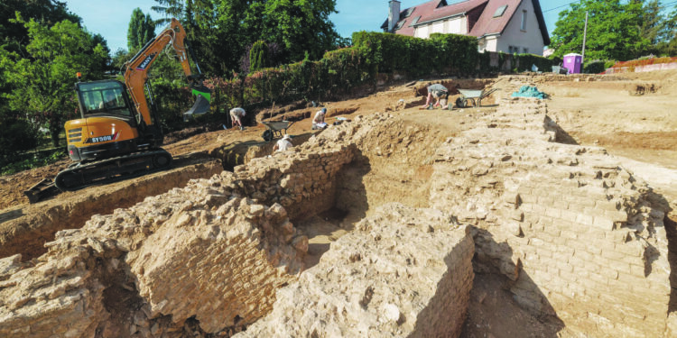 Un immense théâtre antique découvert à Sainte-Ruffine