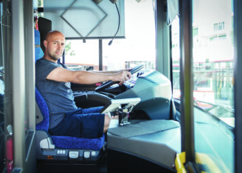 La Région recherche 300 conducteurs de car scolaire