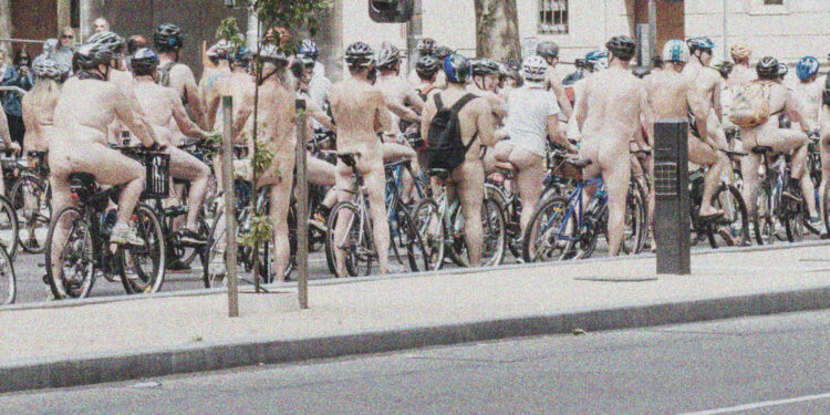 Metz : les cyclo-nudistes interdits de passage