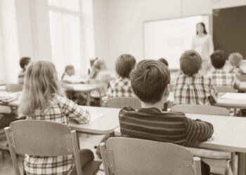 À la place de l’instituteur