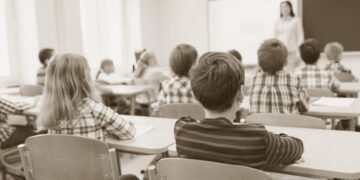 À la place de l&rsquo;instituteur