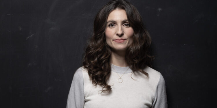 Marine Leonardi : une Mosellane sur les planches du Jamel Comedy Club