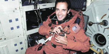 Opérateur de l’extrême