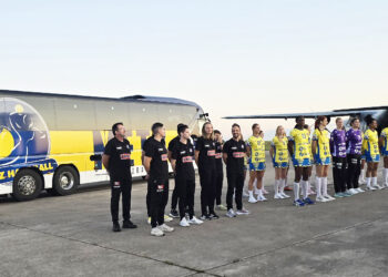 Présentation officielle des Dragonnes 2025-2026 sur le tarmac de l’aéroport Metz-Nancy-Lorraine