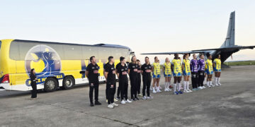 Présentation officielle des Dragonnes 2025-2026 sur le tarmac de l’aéroport Metz-Nancy-Lorraine
