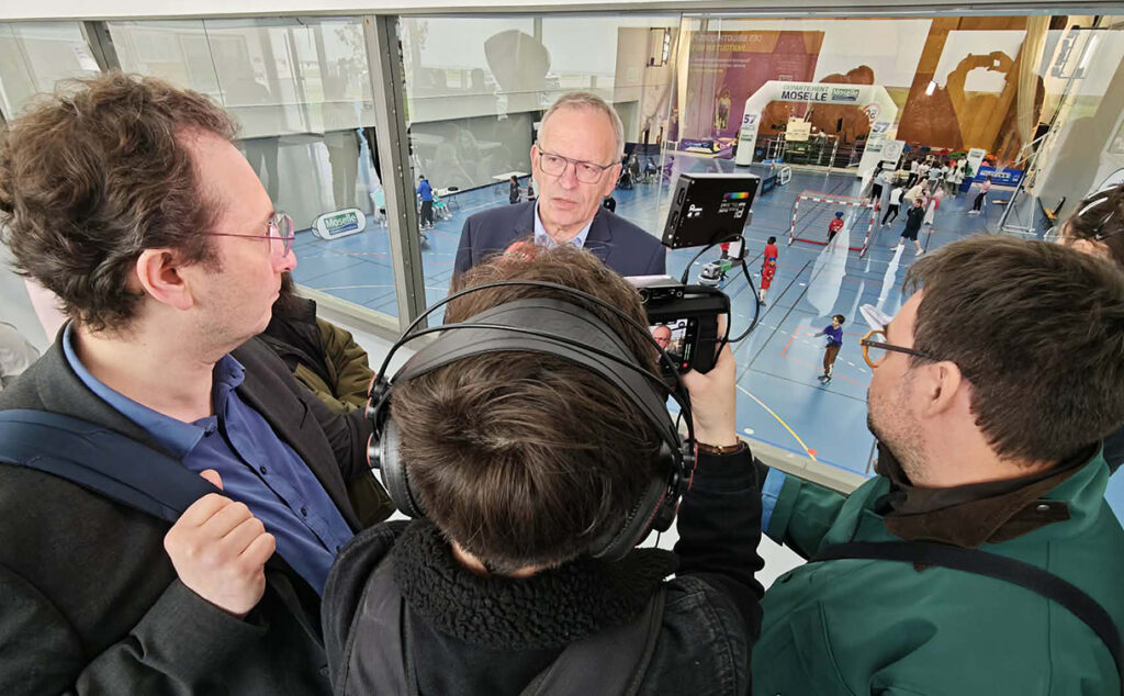 Patrick Weiten interviewé lors des MECS Olympics 2026 à Thionville dans le gymnase de la Milliaire